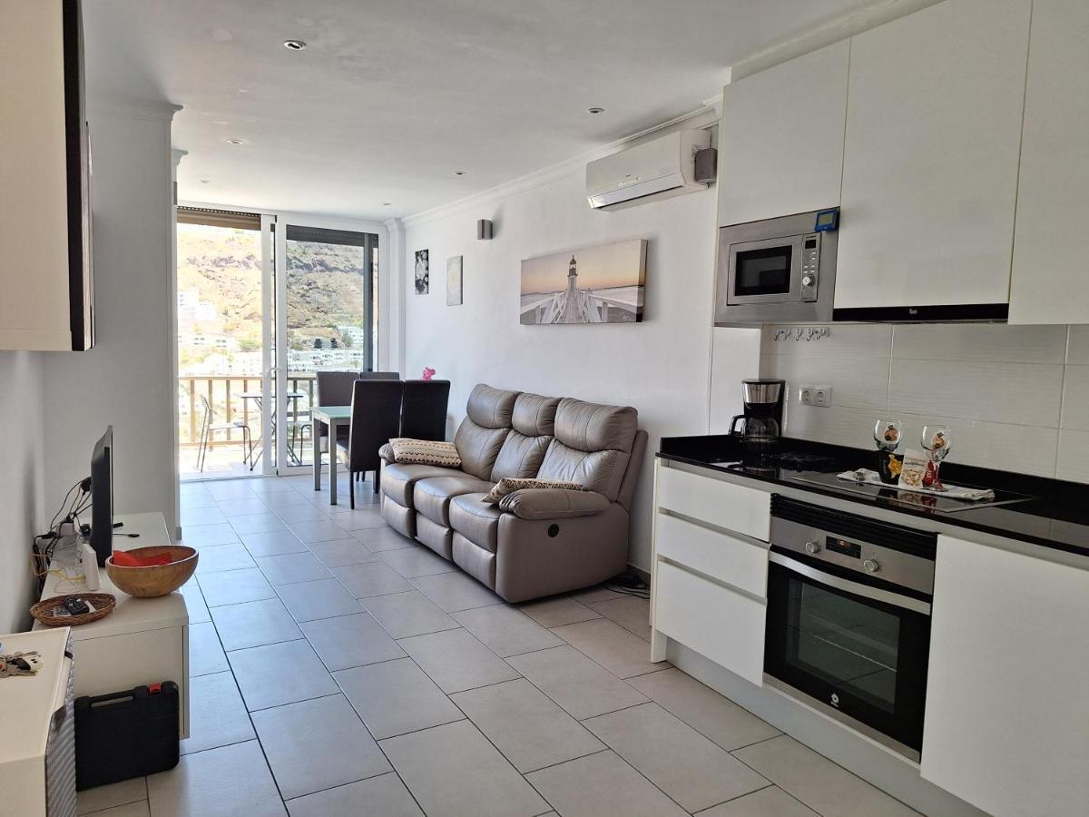 Solaris - Refurbished, Top Floor, Sea Views Puerto Rico  Zewnętrze zdjęcie